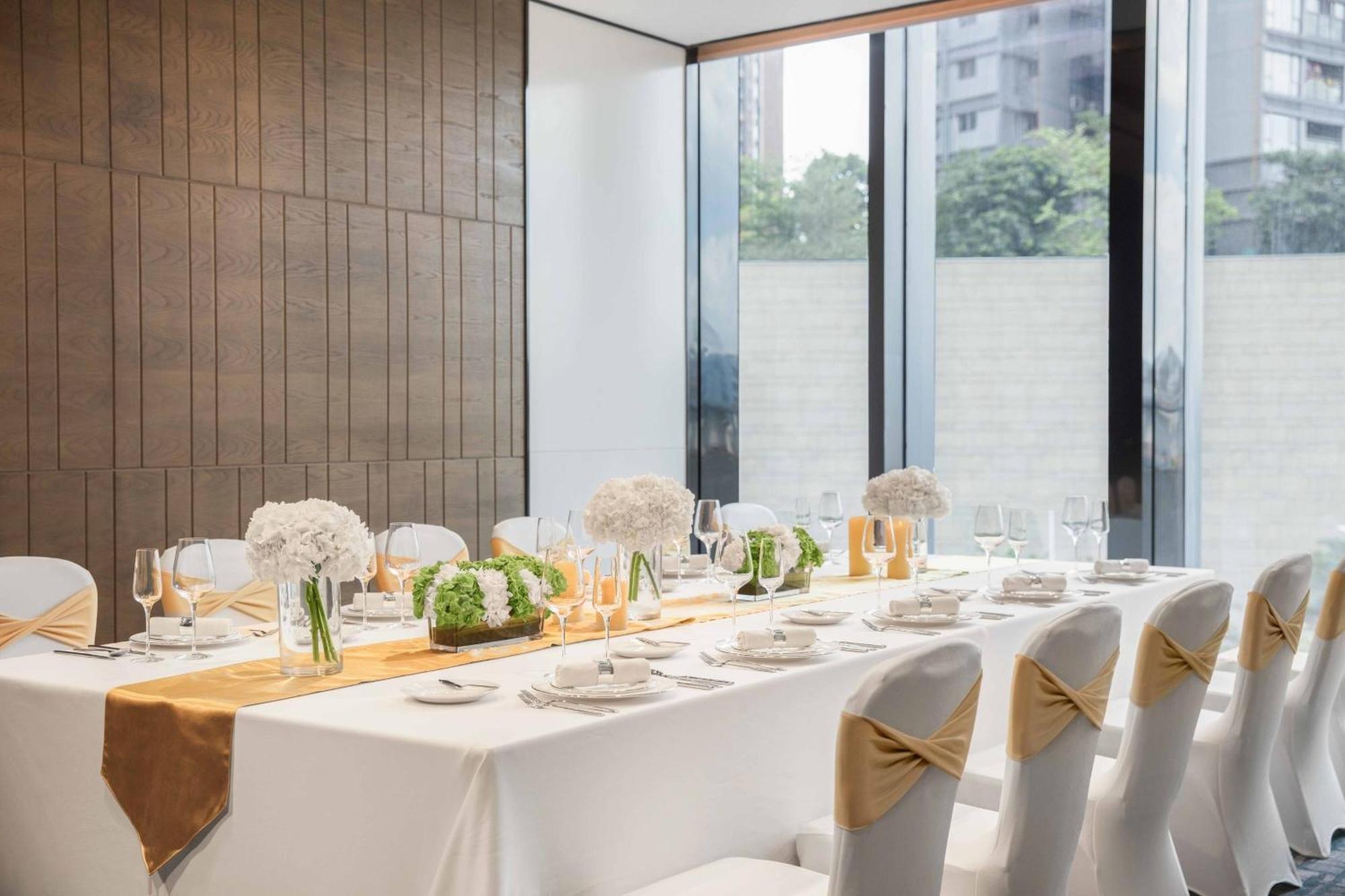 Courtyard By Marriott Shenzhen Bao'An Hotel Exterior foto