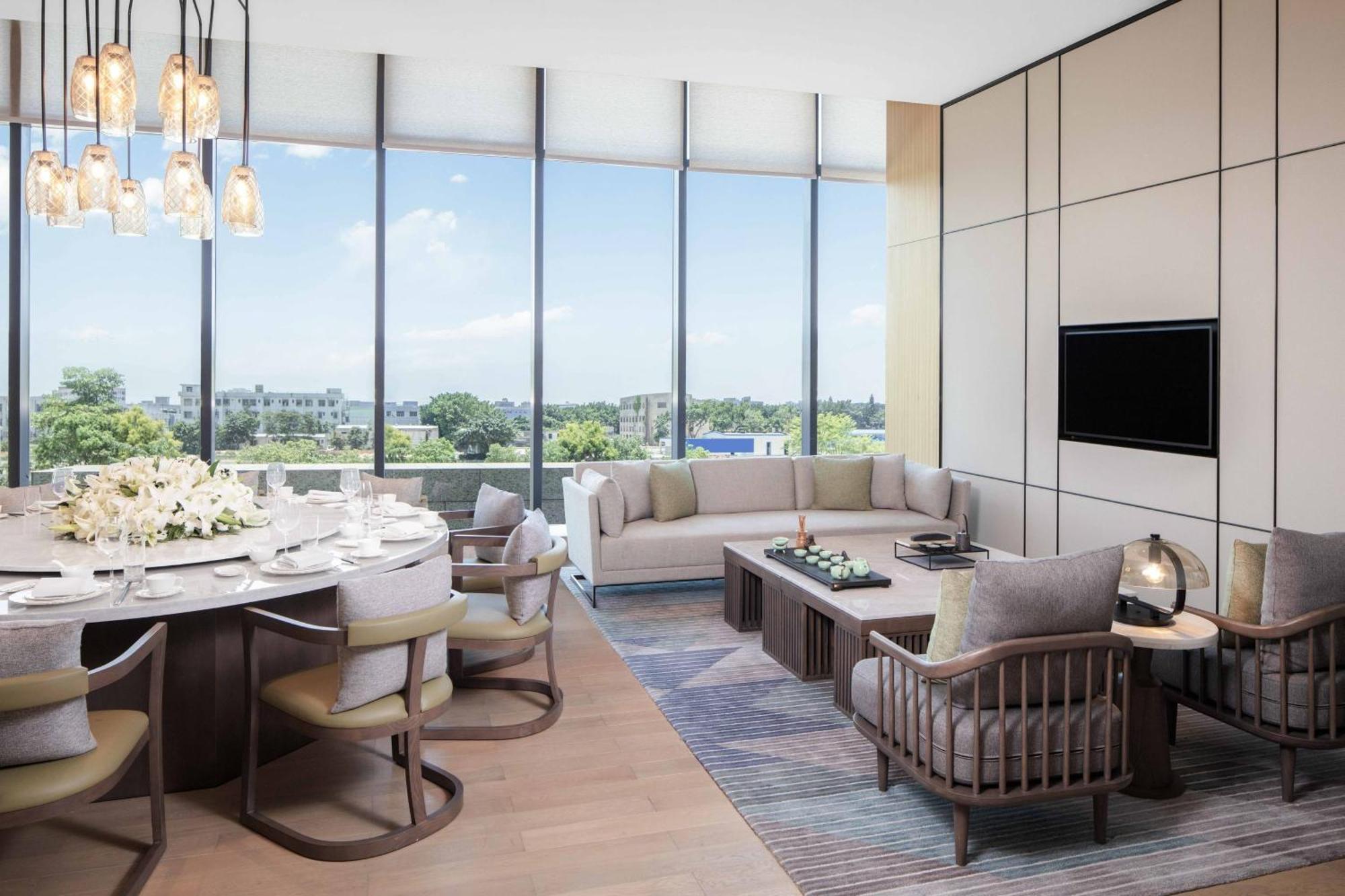 Courtyard By Marriott Shenzhen Bao'An Hotel Exterior foto
